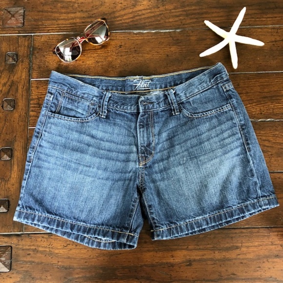 Old Navy Pants - 💕Jean Shorts